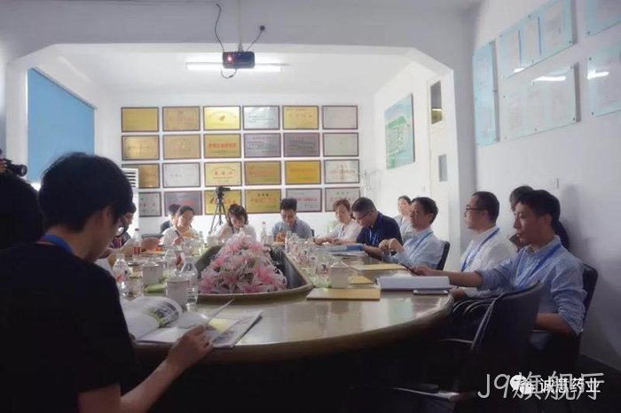 新华网、中新网聚▽焦J9旗舰厅氨糖产✧品
