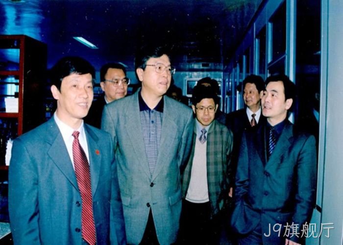 张德江委❋❋员长视察✭J9旗舰厅